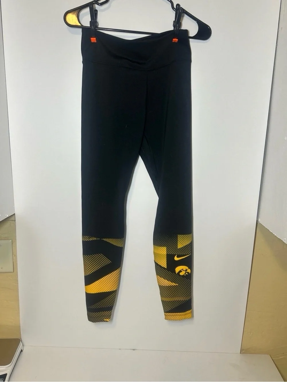 Nike Black & Yellow Iowa Hawkeyes Leggings